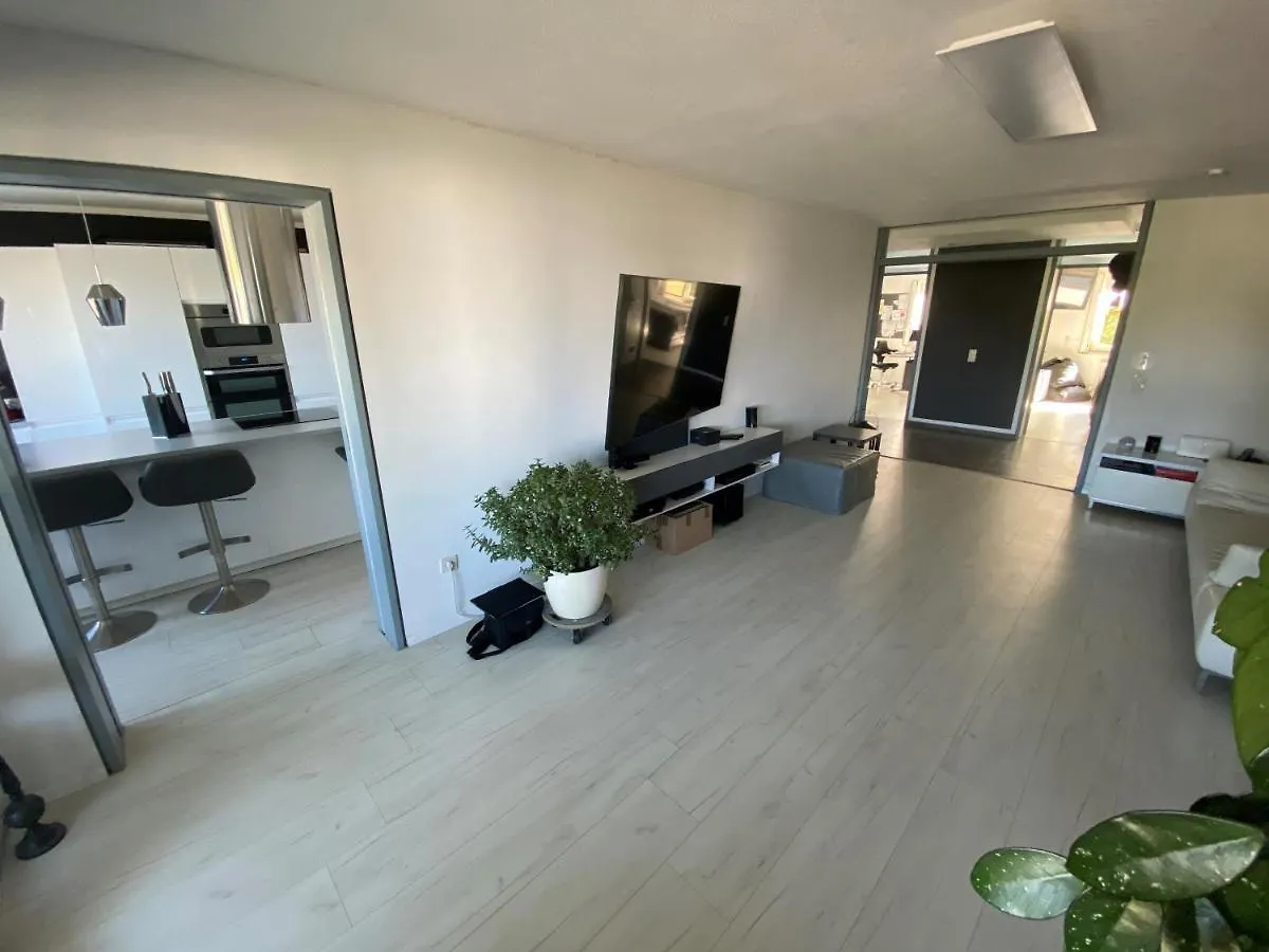Wohnung Messe, Airport, Outlet Metzingen location
